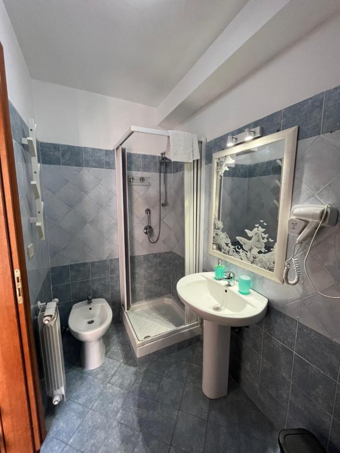 Hotel Umberto Street à Catane Extérieur photo